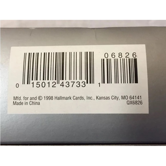 Hallmark keepsake 25th anniversary tin locomotive 1988 ornament - Picture 3 of 6